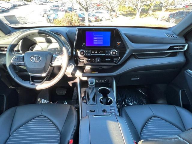 used 2024 Toyota Highlander car, priced at $42,262