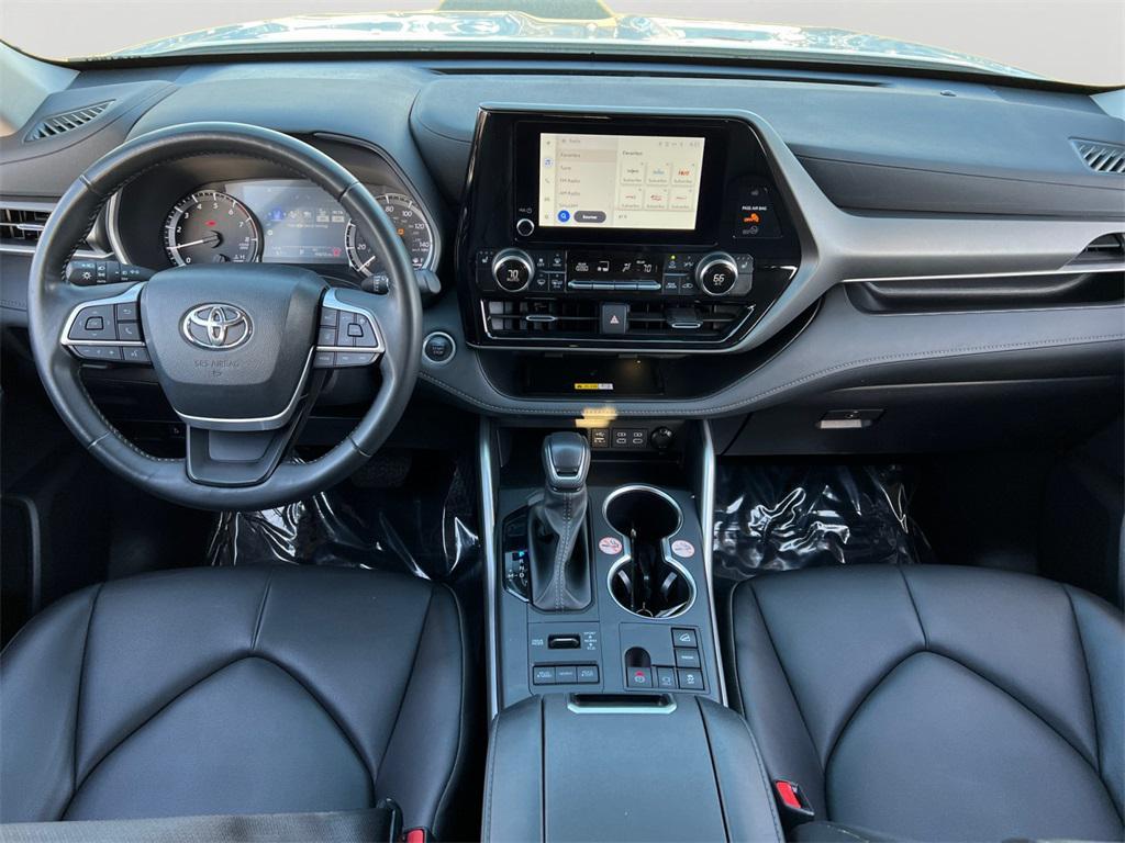 used 2024 Toyota Highlander car, priced at $36,930