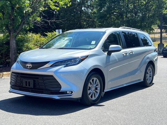 used 2021 Toyota Sienna car, priced at $33,994