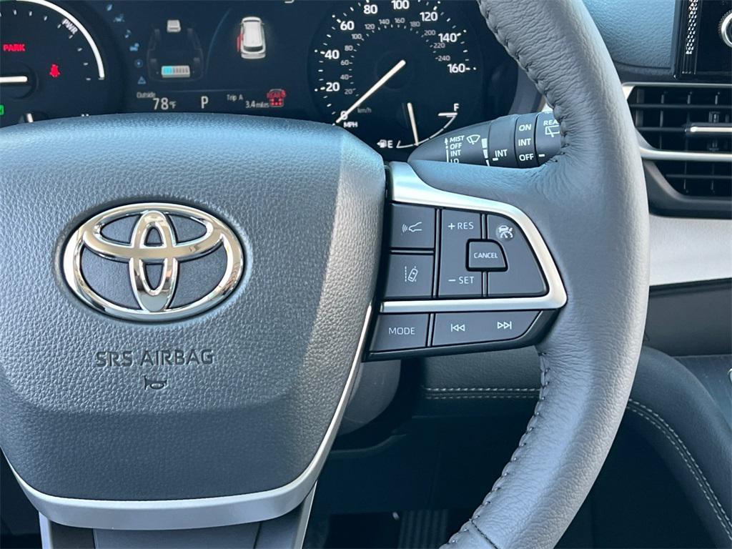 new 2025 Toyota Sienna car, priced at $49,090