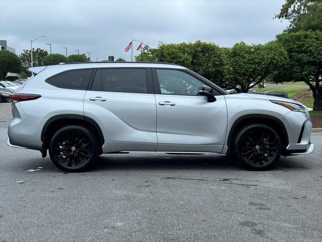 used 2024 Toyota Highlander car, priced at $45,000