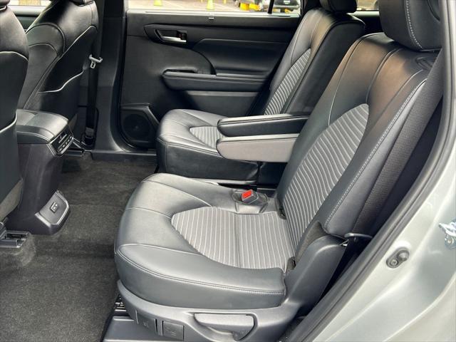 used 2024 Toyota Highlander car, priced at $45,000