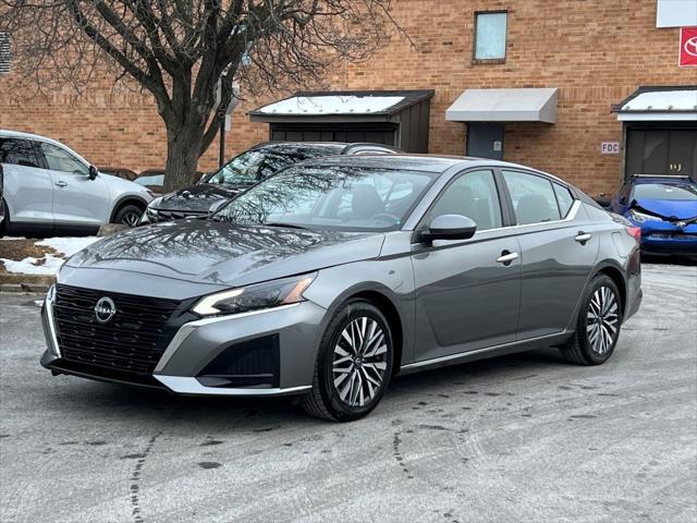 used 2023 Nissan Altima car, priced at $18,500