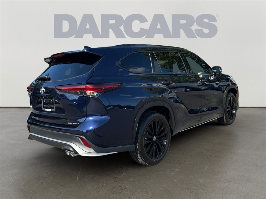 used 2025 Toyota Highlander car, priced at $46,499