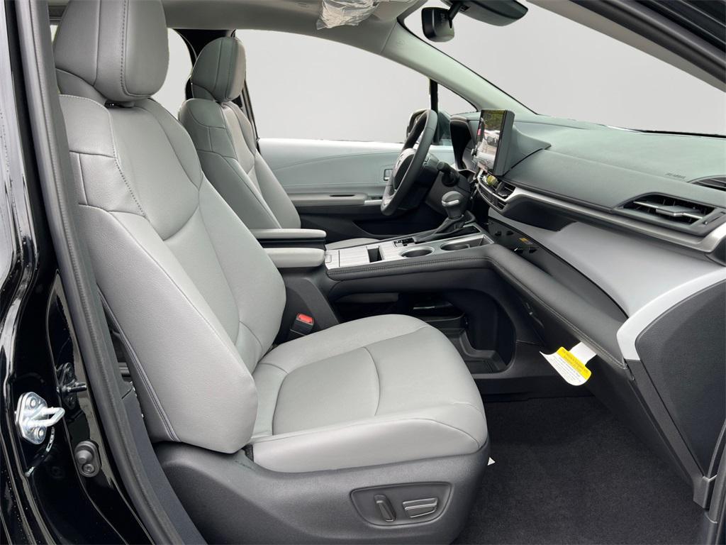 new 2025 Toyota Sienna car, priced at $48,605