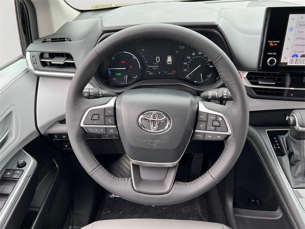 new 2025 Toyota Sienna car, priced at $48,605