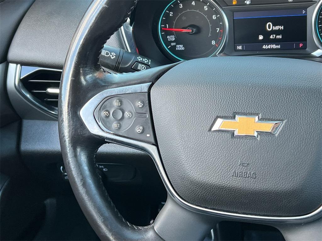 used 2022 Chevrolet Traverse car, priced at $28,139