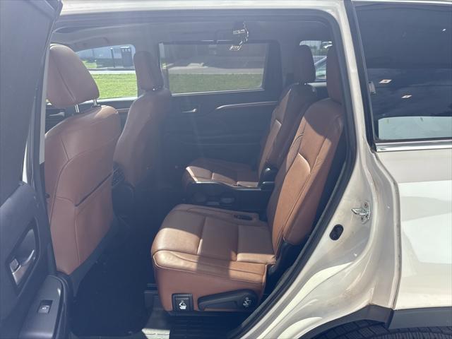 used 2017 Toyota Highlander Hybrid car, priced at $23,500