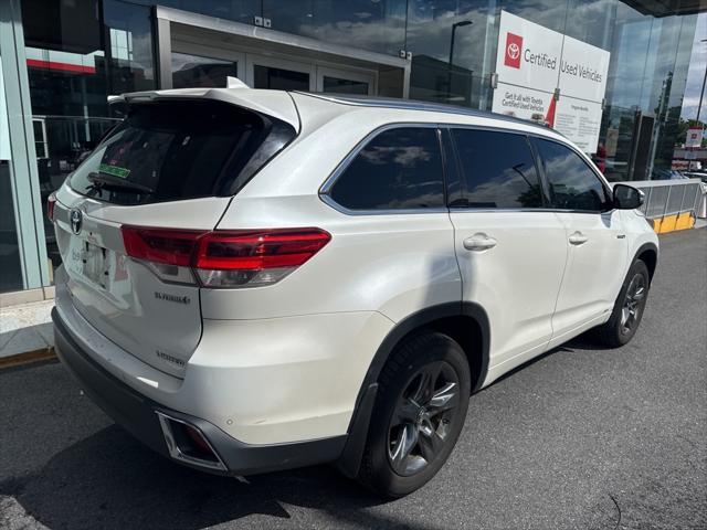 used 2017 Toyota Highlander Hybrid car, priced at $23,500