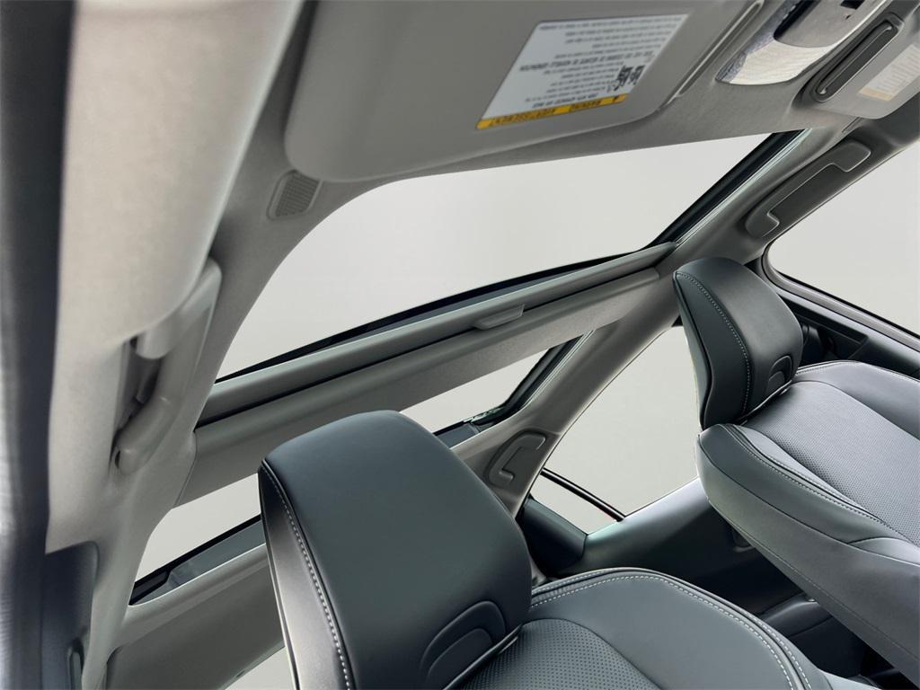 new 2026 Toyota Prius Plug-In Hybrid car, priced at $42,019