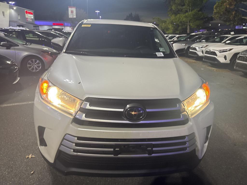 used 2019 Toyota Highlander car, priced at $23,914