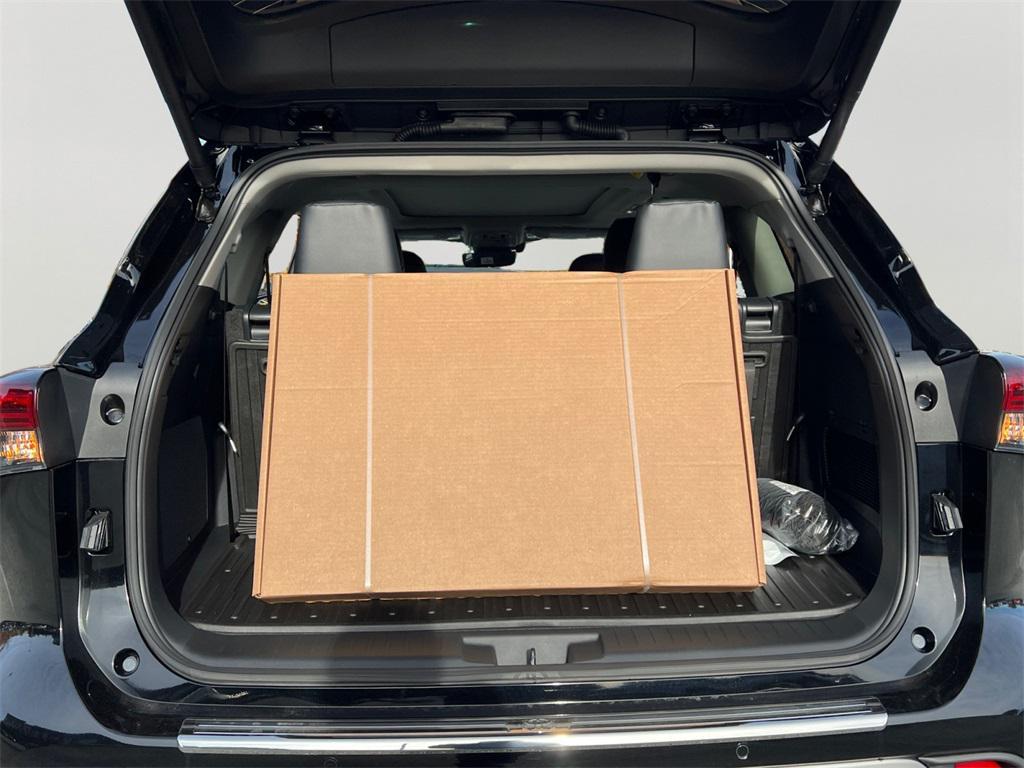 new 2026 Toyota Highlander car, priced at $55,138