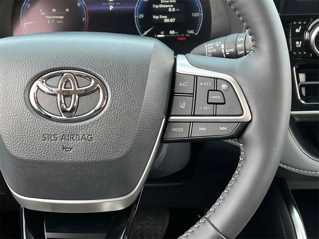 new 2026 Toyota Highlander car, priced at $55,138