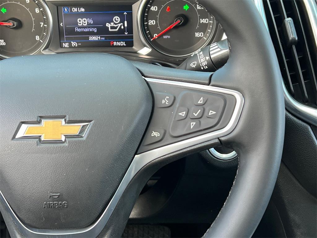 used 2023 Chevrolet Equinox car, priced at $21,520