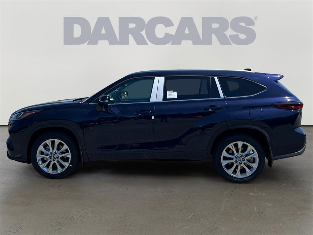 new 2025 Toyota Highlander car, priced at $52,843
