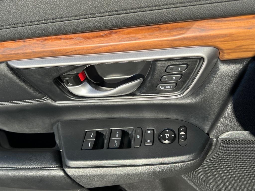 used 2020 Honda CR-V car, priced at $26,299