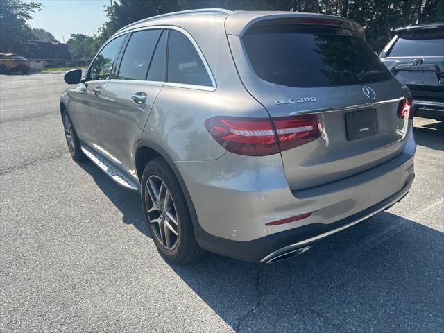 used 2019 Mercedes-Benz GLC 300 car