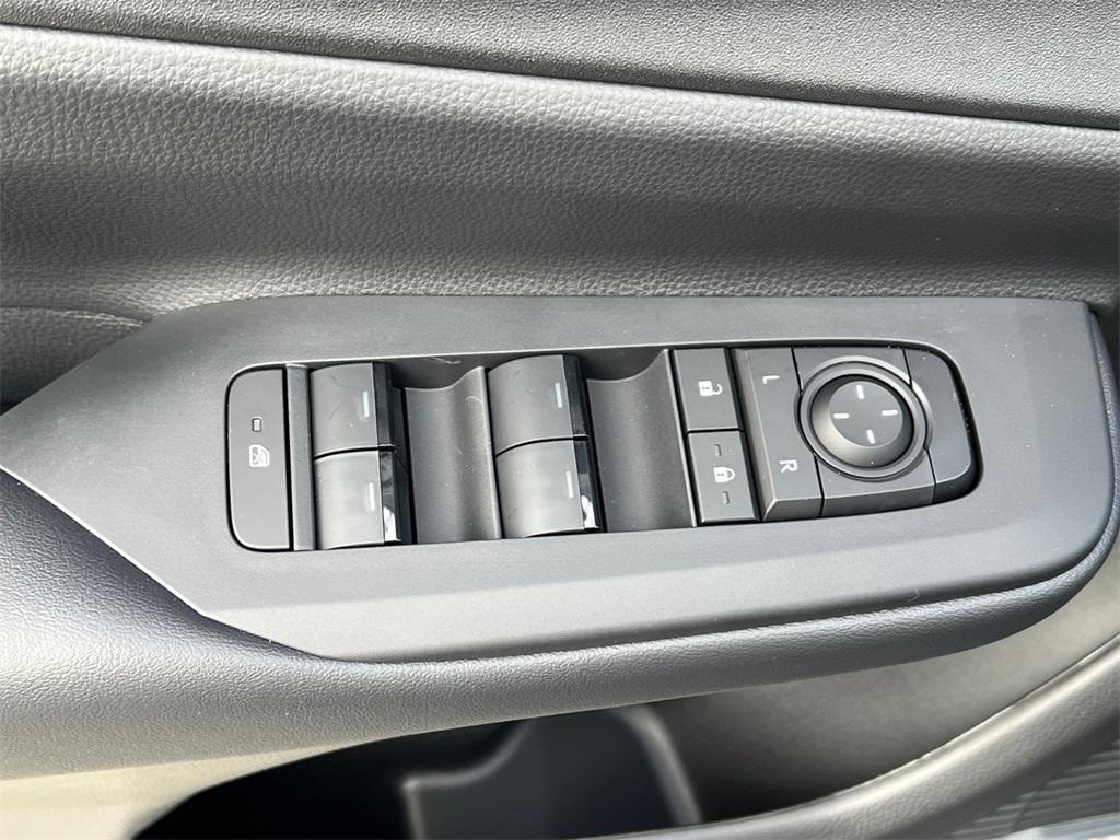 new 2026 Toyota Prius Plug-In Hybrid car, priced at $35,764