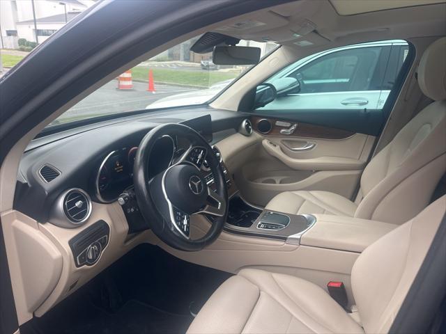 used 2021 Mercedes-Benz GLC 300 car