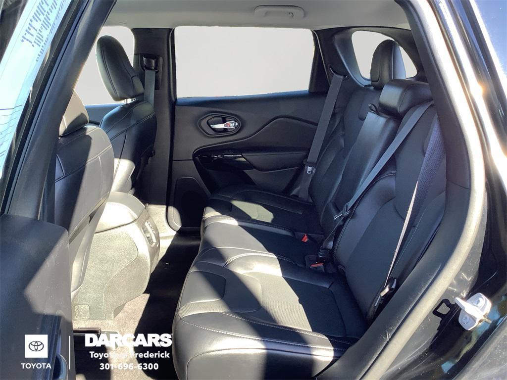 used 2023 Jeep Cherokee car, priced at $23,299