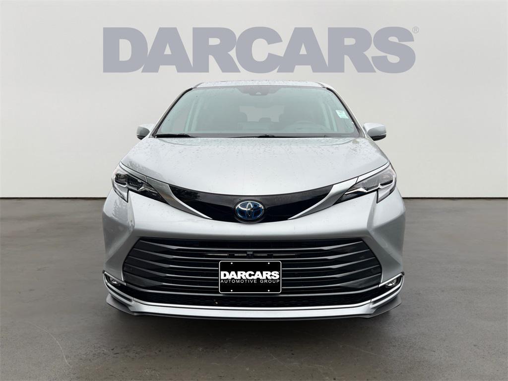 used 2023 Toyota Sienna car, priced at $50,375