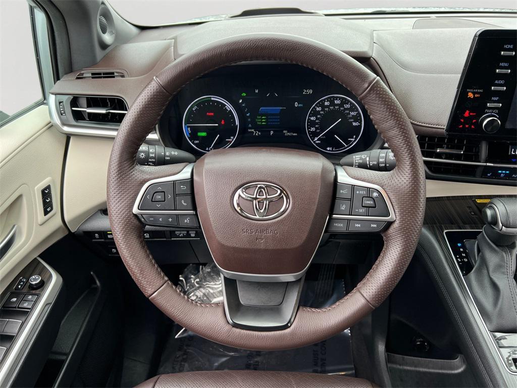 used 2023 Toyota Sienna car, priced at $50,375