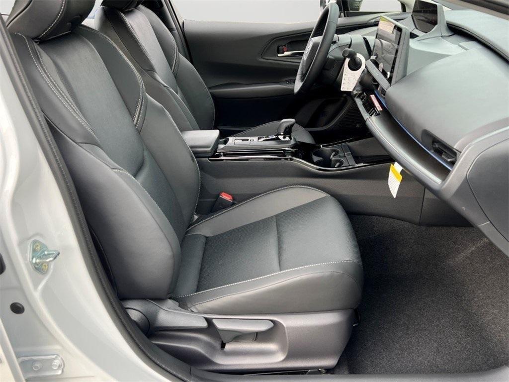 new 2025 Toyota Prius car, priced at $38,164