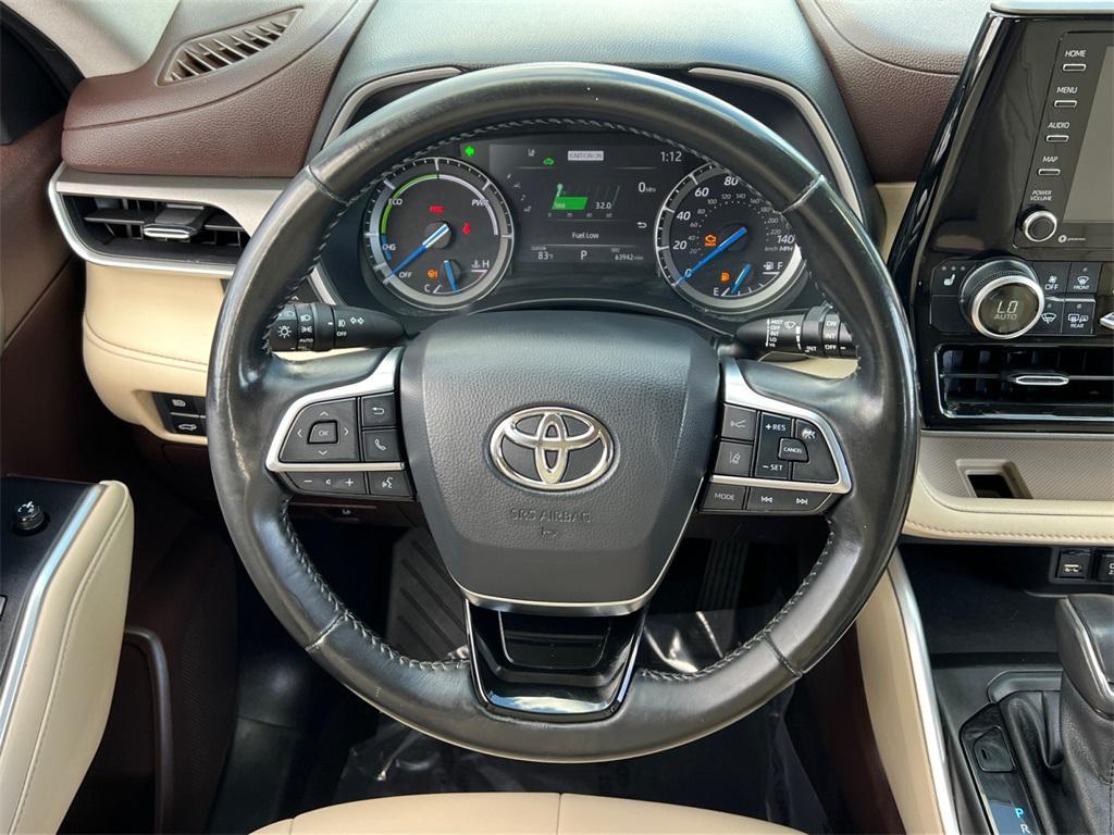 used 2021 Toyota Highlander Hybrid car, priced at $33,499