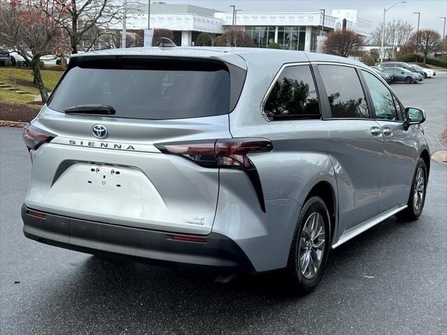 used 2024 Toyota Sienna car, priced at $39,469