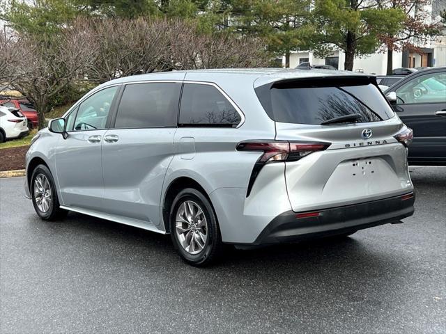 used 2024 Toyota Sienna car, priced at $39,469