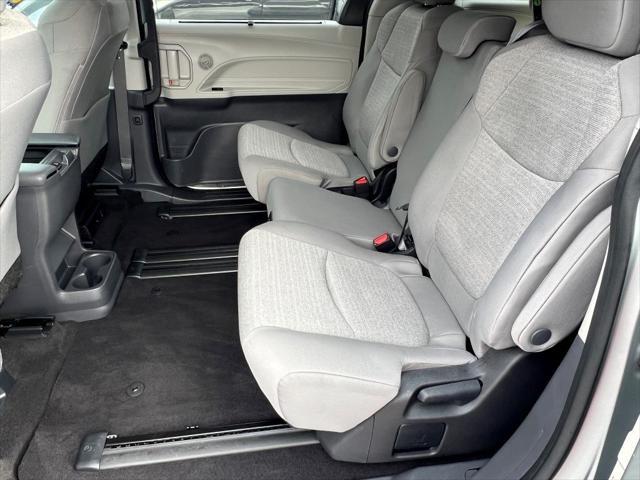 used 2024 Toyota Sienna car, priced at $39,469