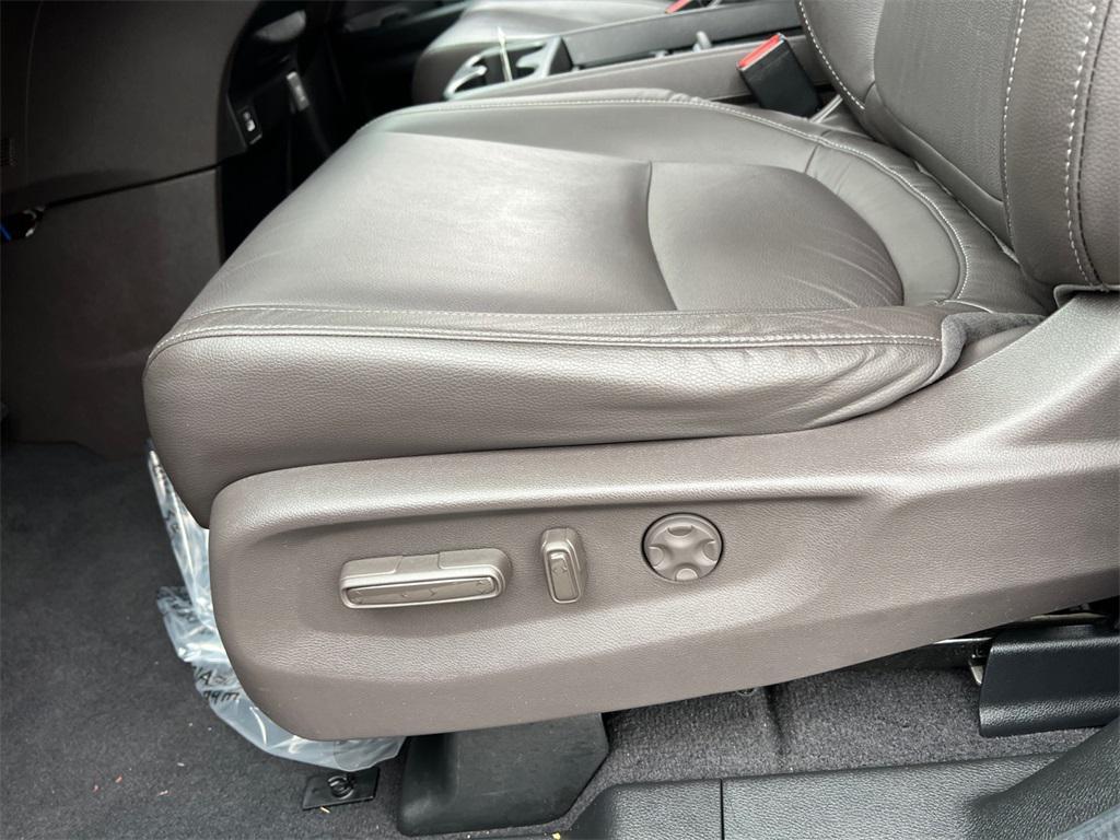 used 2021 Honda Odyssey car, priced at $29,402