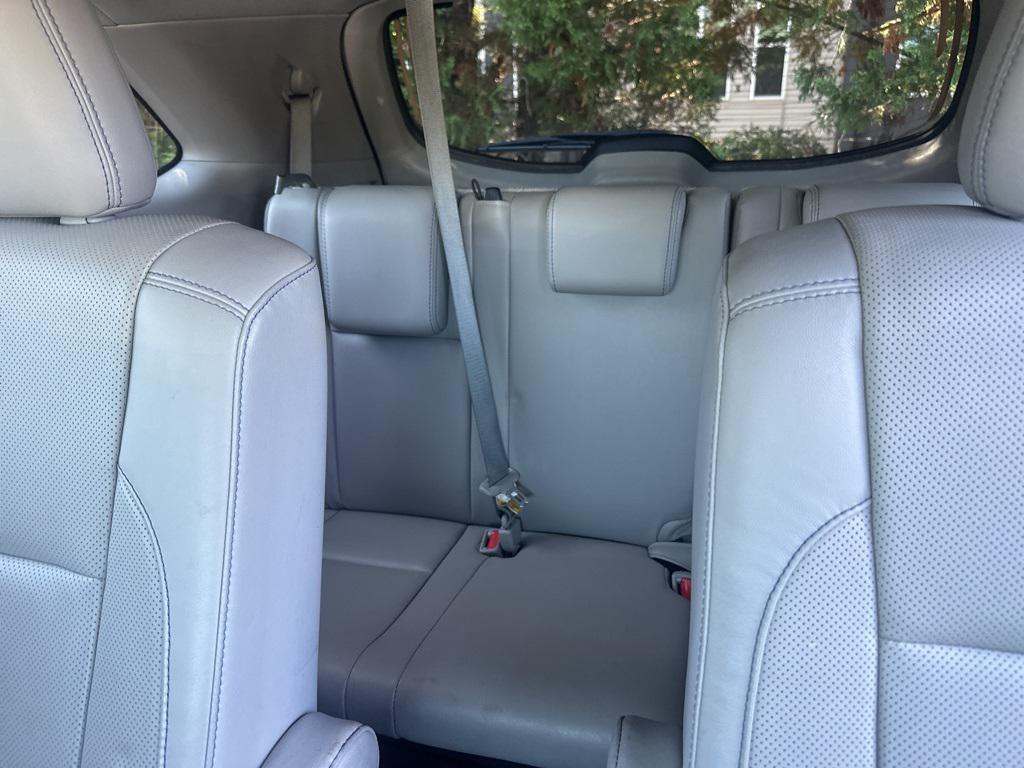 used 2018 Toyota Highlander car, priced at $25,490