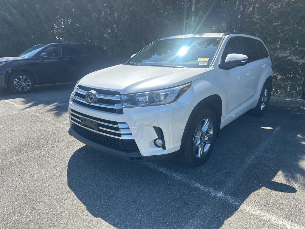 used 2018 Toyota Highlander car, priced at $25,490