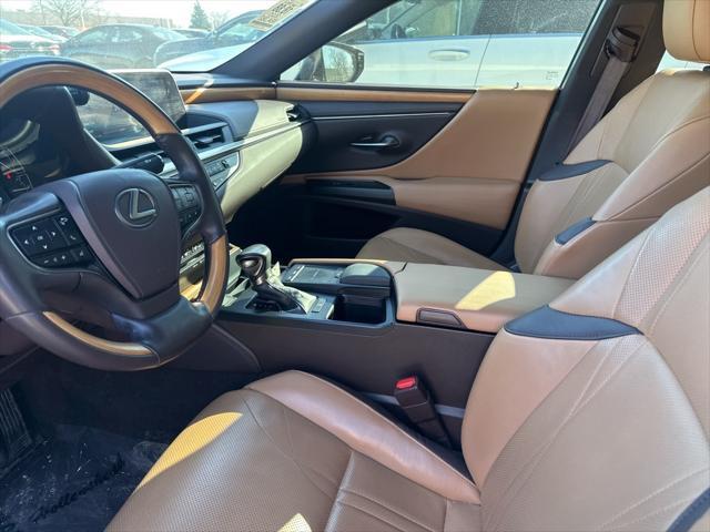 used 2020 Lexus ES 350 car, priced at $30,500