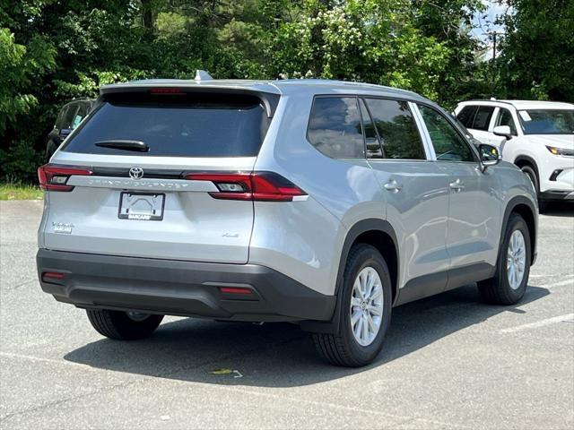 new 2025 Toyota Grand Highlander Hybrid car, priced at $50,158