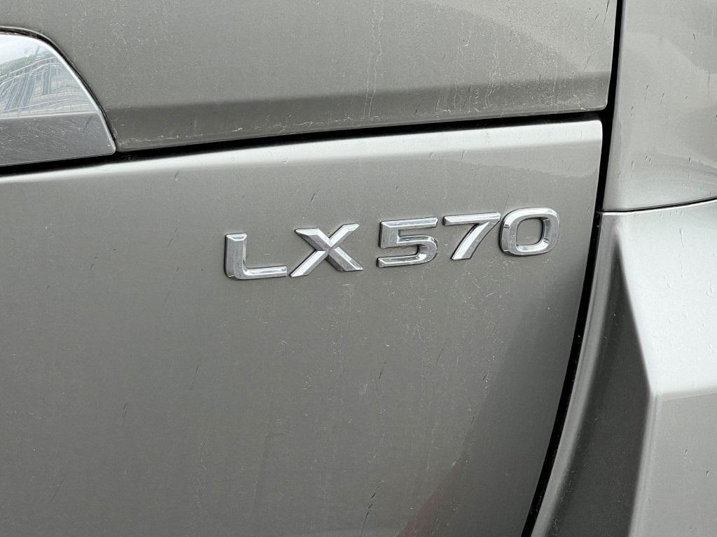 used 2019 Lexus LX 570 car, priced at $53,998