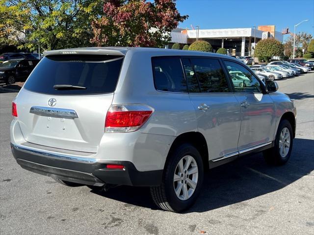 used 2013 Toyota Highlander car, priced at $15,985