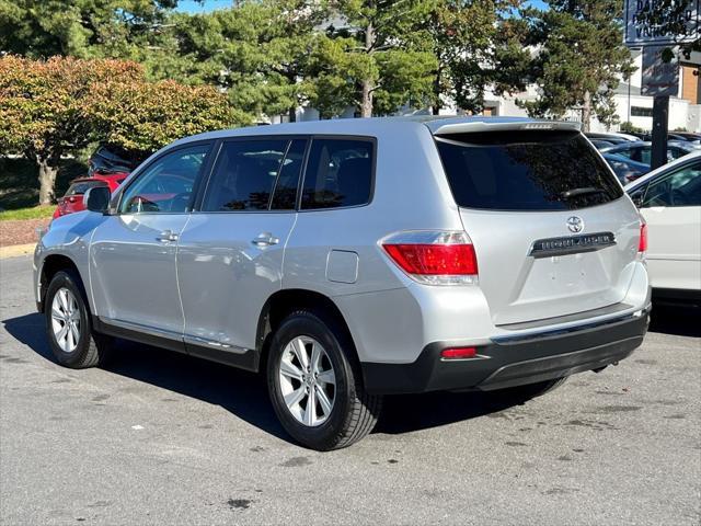 used 2013 Toyota Highlander car, priced at $15,985