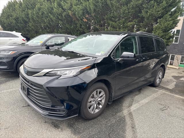 used 2022 Toyota Sienna car, priced at $30,985