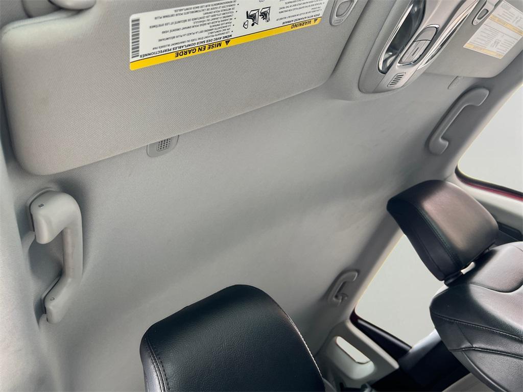 used 2022 Jeep Compass car, priced at $21,173