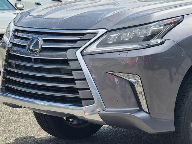 used 2018 Lexus LX 570 car, priced at $51,620