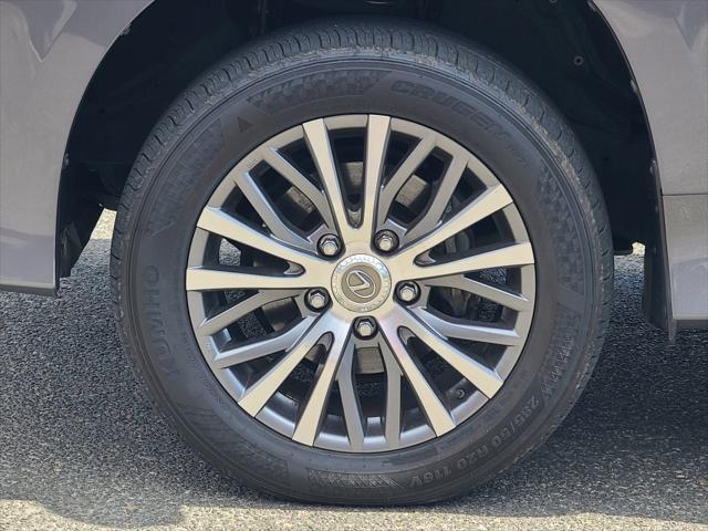 used 2018 Lexus LX 570 car, priced at $51,620
