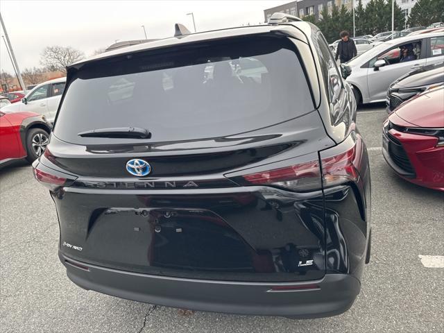 new 2025 Toyota Sienna car, priced at $44,750