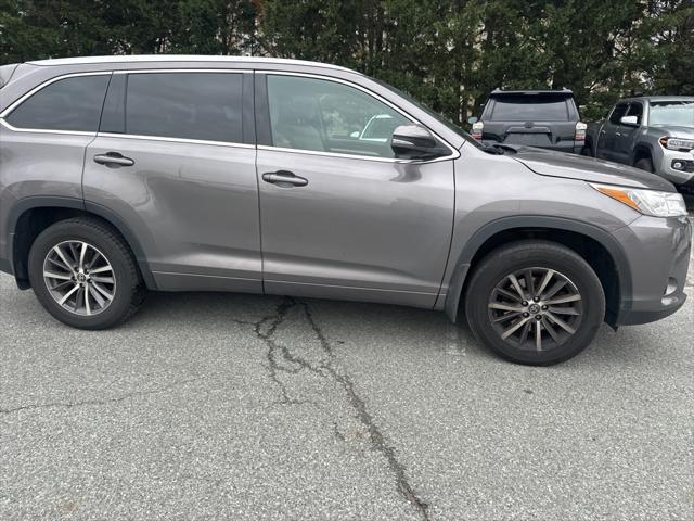 used 2018 Toyota Highlander car, priced at $25,750