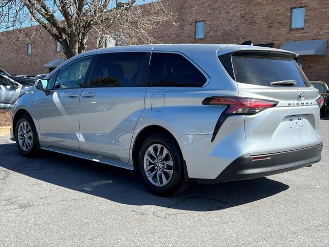 used 2021 Toyota Sienna car, priced at $31,332