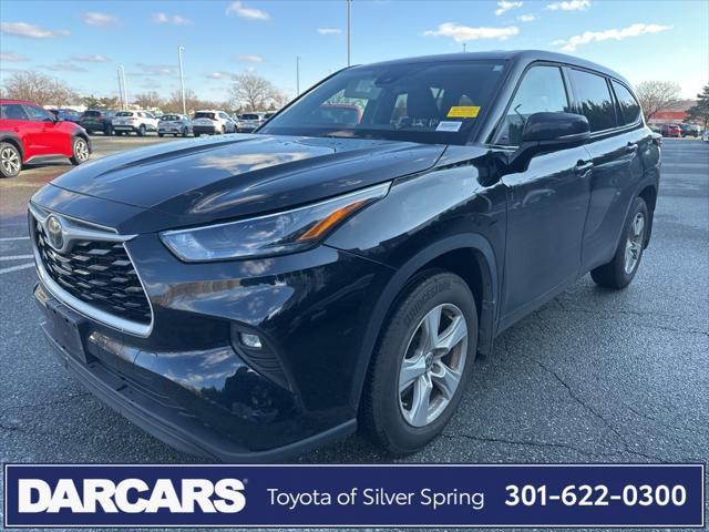 used 2022 Toyota Highlander car, priced at $31,000