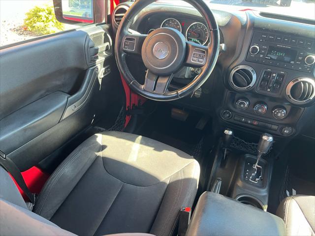 used 2013 Jeep Wrangler Unlimited car, priced at $17,900