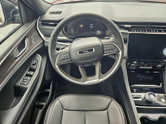 new 2025 Jeep Grand Cherokee L car, priced at $44,909