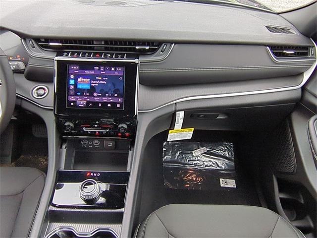 new 2025 Jeep Grand Cherokee L car, priced at $43,544